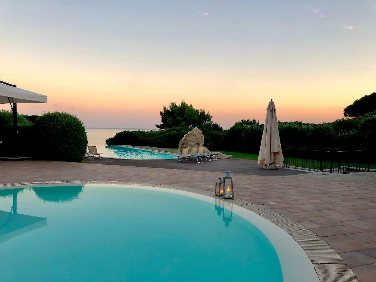 Hotel Punta Negra Fertilia