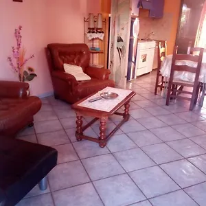 Bed and breakfast Sa Domu Sarda Casa, Piscinas